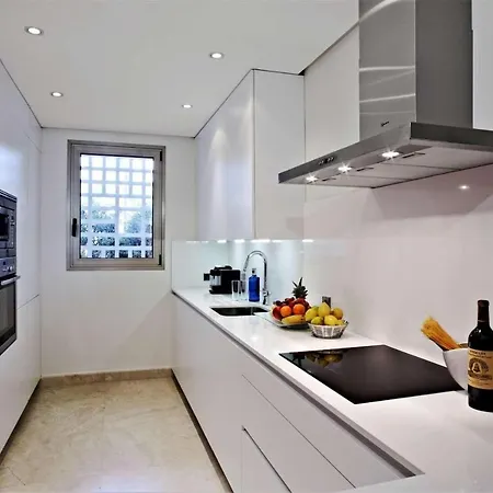 2 Bdr Partial Sea View Apartamento