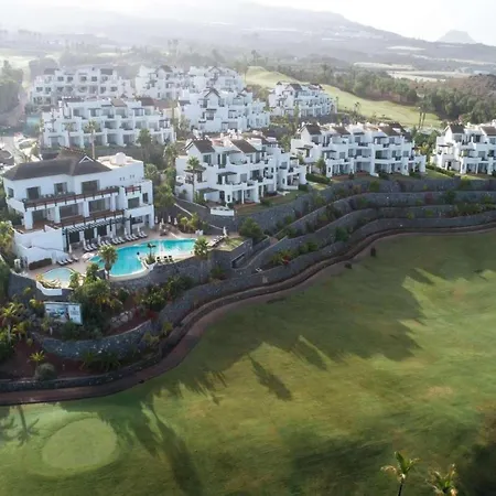 2 Bdr Partial Sea View Apartamento